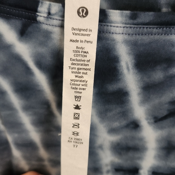Lululemon Top (worn once & washed) - Picture 2 of 3